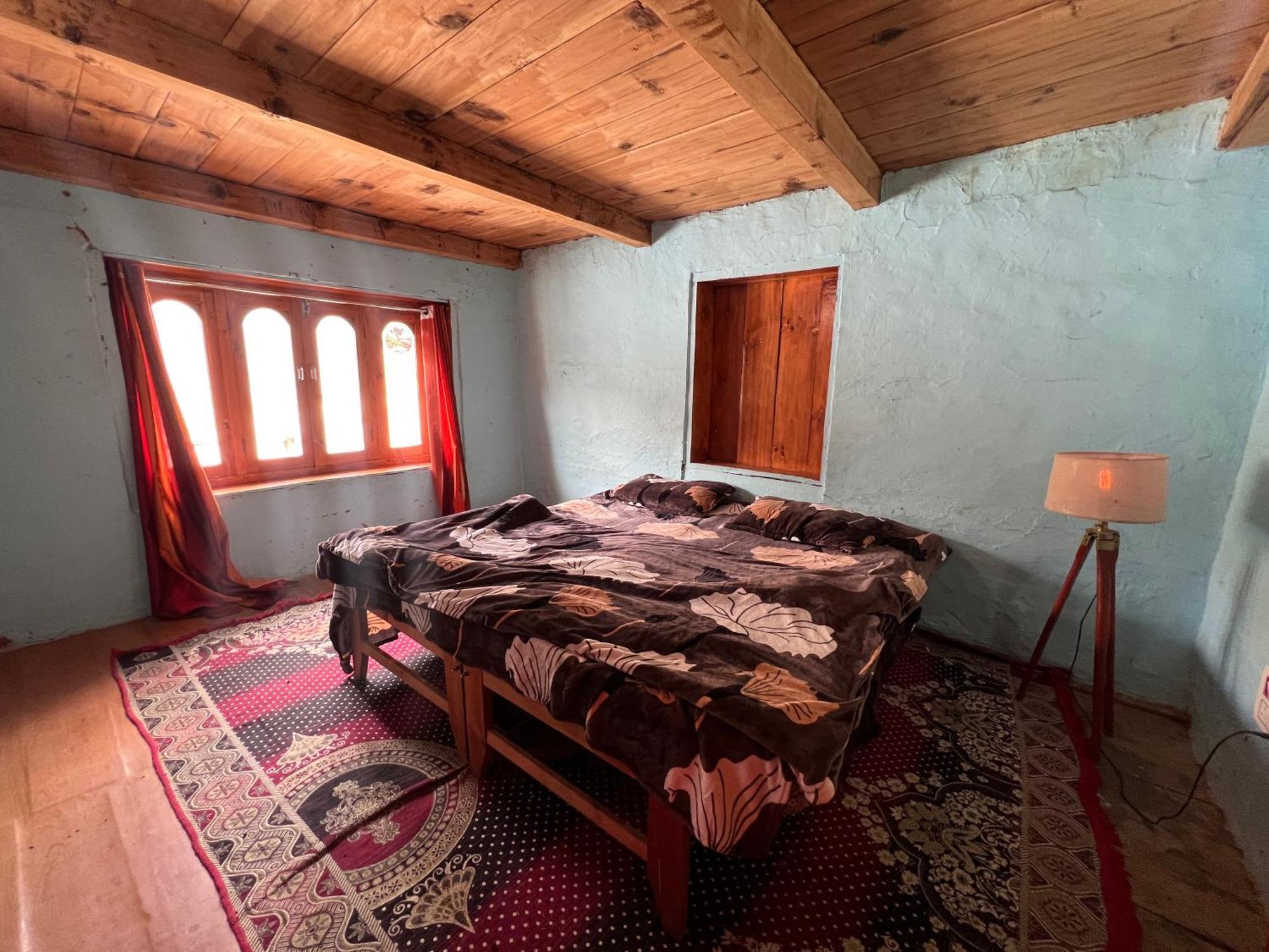 Old Brahma Homestay Kalgha Esterno foto