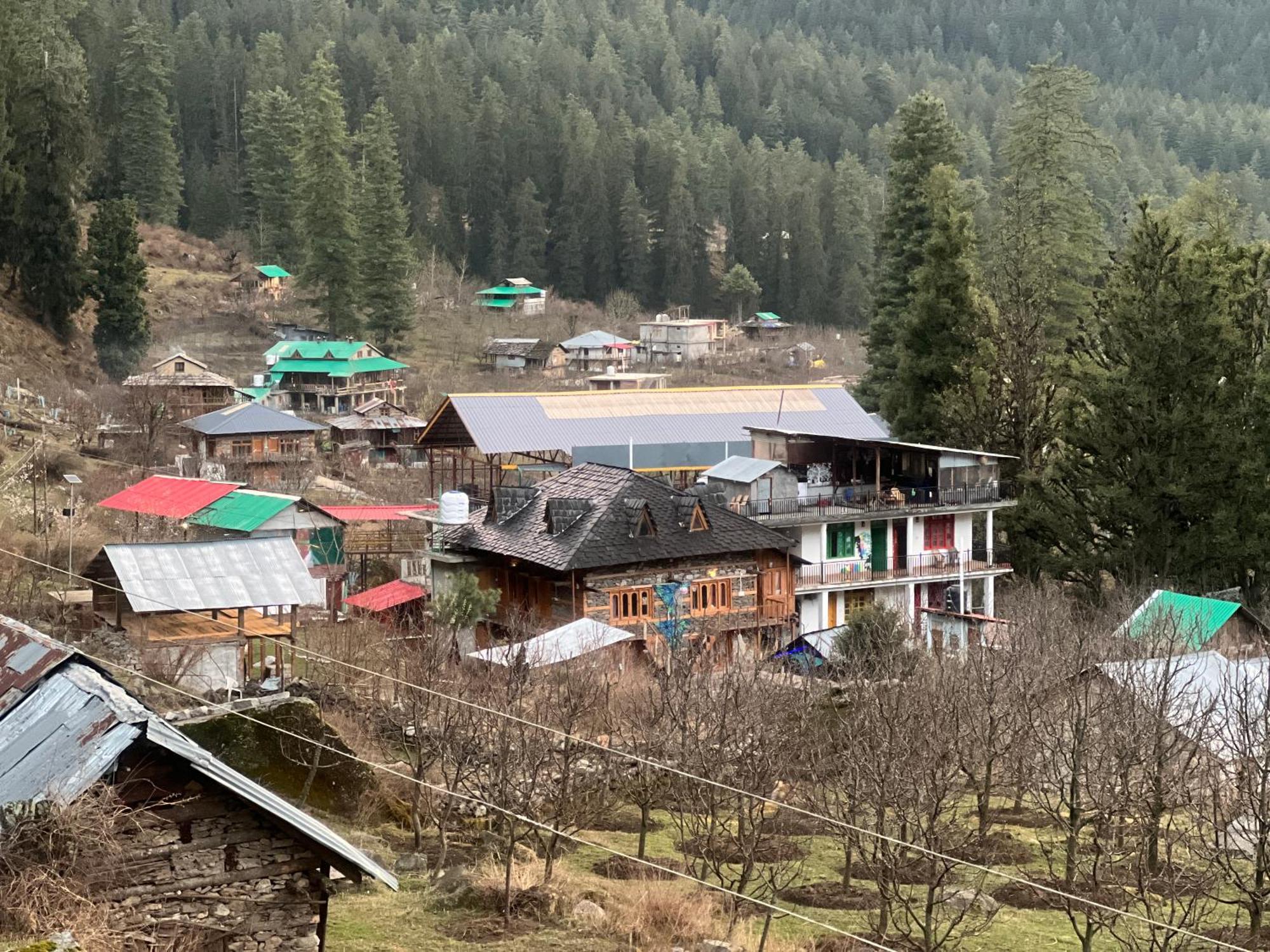 Old Brahma Homestay Kalgha Esterno foto