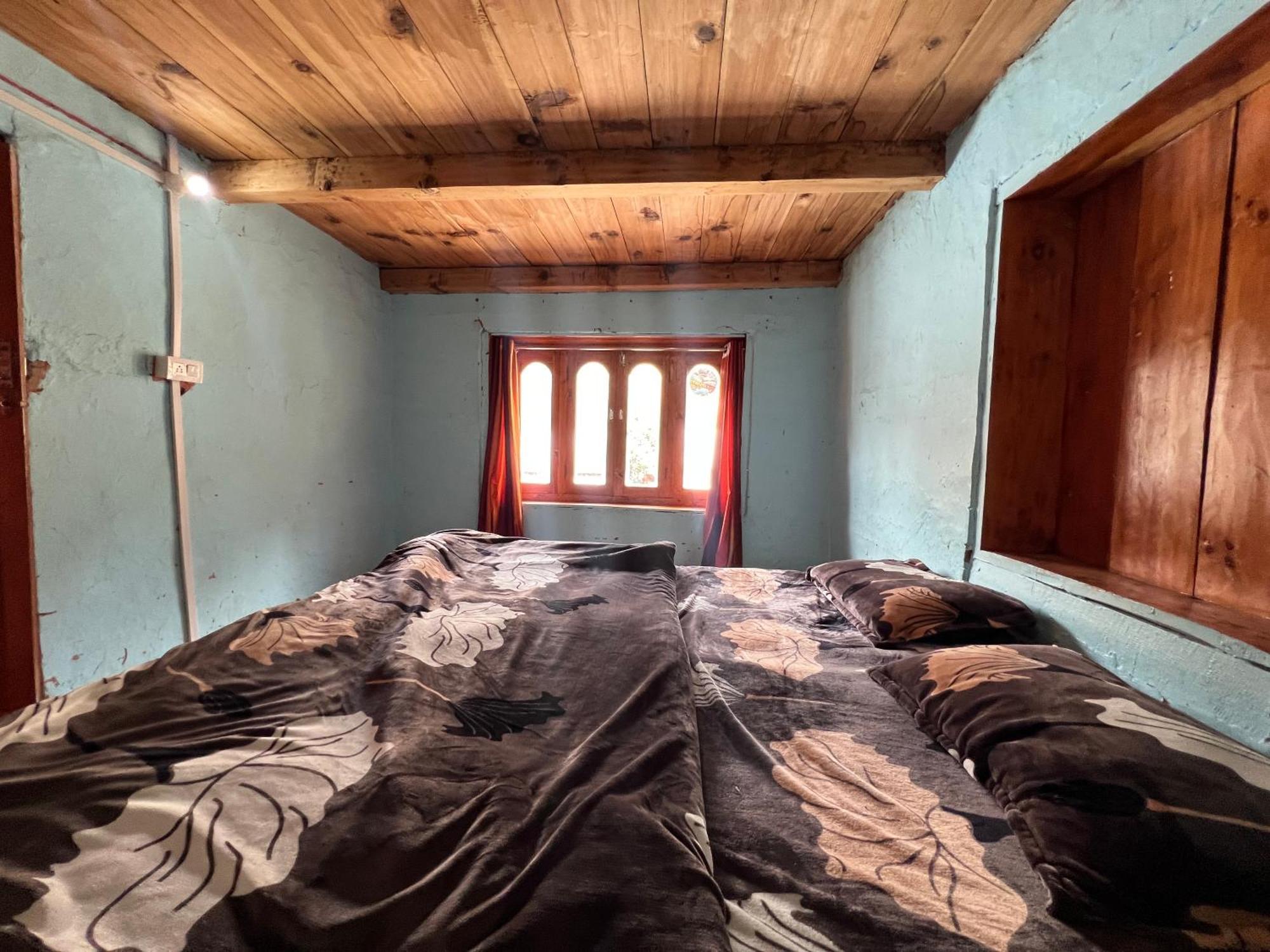 Old Brahma Homestay Kalgha Esterno foto